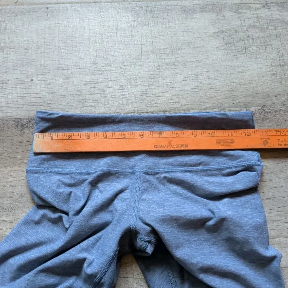 Lululemon Align Crop Leggings Size 4 Blue Heathered Yoga Athletic PantsCropped